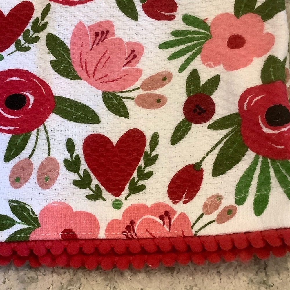 Valentine's Day Hearts Floral Colordrift Kitchen Towels NWT set of 2 cotton - Picture 4 of 16